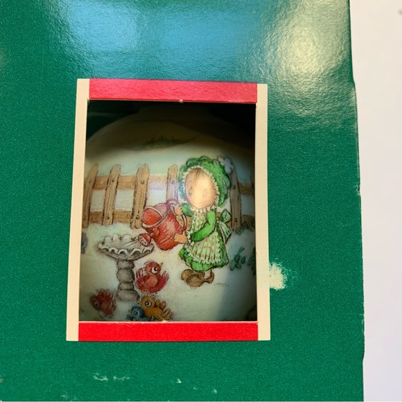 Vintage Betsy Clark Home For Christmas 1989 glass ornament.  Hallmark- New/box - Picture 4 of 6